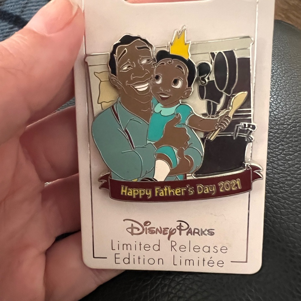 2021 Fathers Day Disney Pin